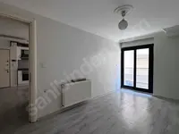 Bostanlı'da satılık 2+1 daire · fotoğraf 5