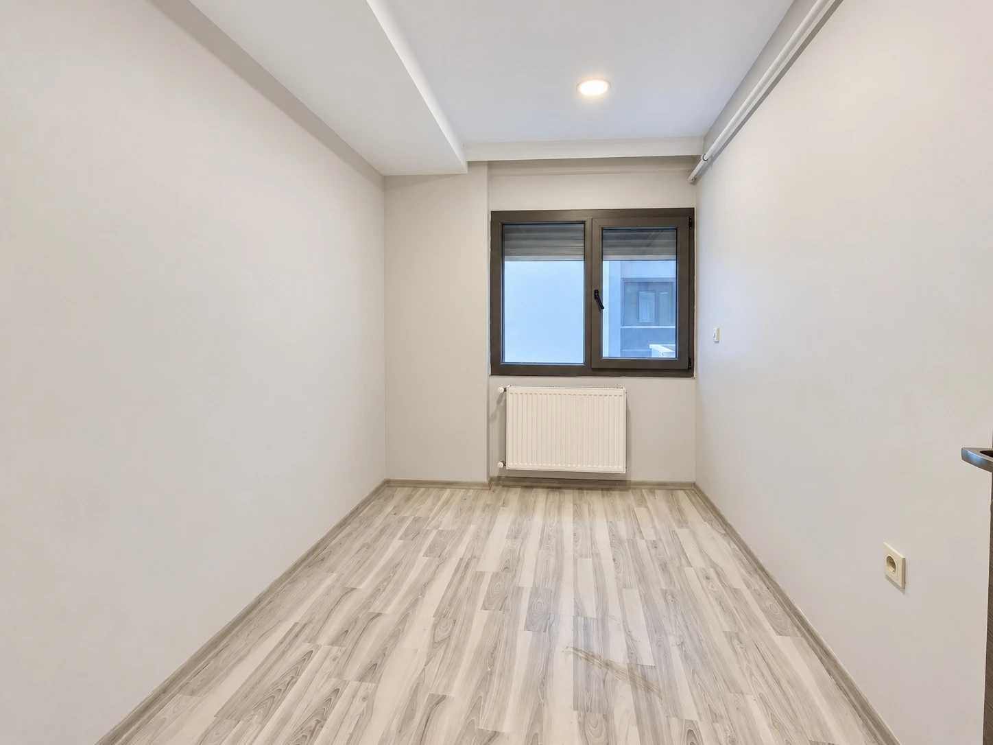 BOSTANLI MERKEZDE YENİ BİNA KÖŞE DAİRE ⁨⁨3+1⁩⁩ SATILIK.KOÇAK EMLAK · fotoğraf 7