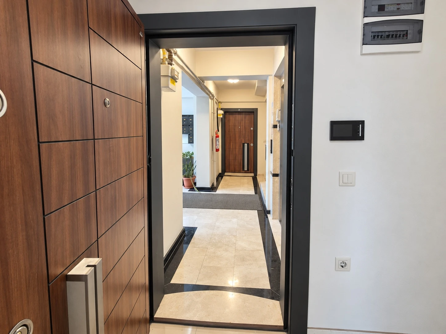 BOSTANLI MERKEZDE YENİ BİNA KÖŞE DAİRE ⁨⁨3+1⁩⁩ SATILIK.KOÇAK EMLAK · fotoğraf 16