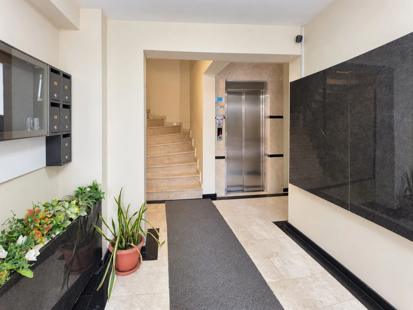 BOSTANLI MERKEZDE YENİ BİNA KÖŞE DAİRE ⁨⁨3+1⁩⁩ SATILIK.KOÇAK EMLAK · fotoğraf 18